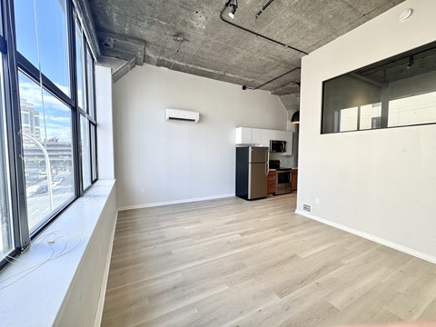 Floor plan for 1 bed, 1 bath, 702 sqft